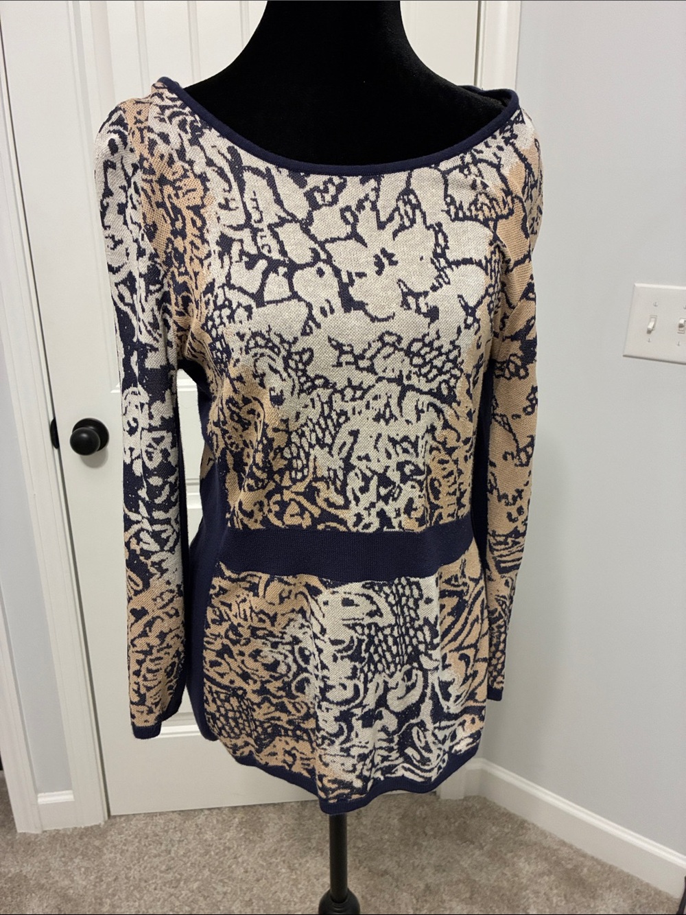 Navy, Cream & Tan Floral Pattern Knit Sweater top, light weight by Zozo.